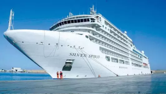 ചെങ്കടലിൽ ക്രൂസ് കപ്പൽ യാത്രയുടെ നാലാം സീസണിനൊരുങ്ങി സൗദി ടൂറിസം വകുപ്പ് ചെങ്കടലിൽ ക്രൂസ് കപ്പൽ യാത്രയുടെ നാലാം സീസണിനൊരുങ്ങി സൗദി ടൂറിസം വകുപ്പ്