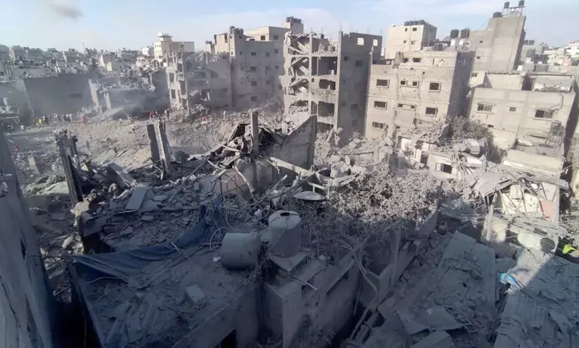 അഭയാർഥി ക്യാമ്പിലും ഇസ്രായേൽ കൂട്ടക്കുരുതി: നൂറുകണക്കിന് പേർ കൊല്ലപ്പെട്ടു അഭയാർഥി ക്യാമ്പിലും ഇസ്രായേൽ കൂട്ടക്കുരുതി: നൂറുകണക്കിന് പേർ കൊല്ലപ്പെട്ടു