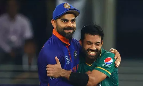 ജന്മദിനത്തിൽ കോഹ്ലി സെഞ്ച്വറി നേടുമെന്ന് പ്രതീക്ഷ; ആശംസയുമായി പാകിസ്താൻ താരം ജന്മദിനത്തിൽ കോഹ്ലി സെഞ്ച്വറി നേടുമെന്ന് പ്രതീക്ഷ; ആശംസയുമായി പാകിസ്താൻ താരം