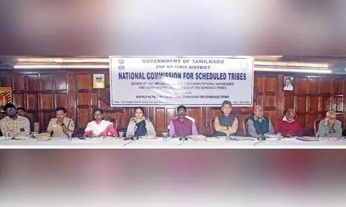 ദേ​ശീ​യ പ​ട്ടി​ക​ജാ​തി പ​ട്ടി​ക​വ​ർ​ഗ ക​മ്മീ​ഷ​ൻ അം​ഗം അ​ന​ന്ത നാ​യി​ക്കി​ന്റെ നേ​തൃ​ത്വ​ത്തി​ൽ ന​ട​ത്തി​യ അ​വ​ലോ​ക​ന യോ​ഗം