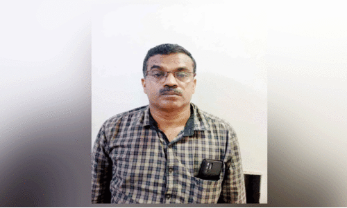 കെ.എസ്.ആർ.ടി.സി ബസിൽ യുവതിയോട് മോശമായി പെരുമാറി; സർവകലാശാല ജീവനക്കാരൻ അറസ്റ്റിൽ