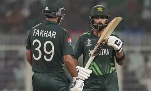 ഫഖർ സമാനും അബ്ദുള്ള ഷഫീഖിനും അർധസെഞ്ച്വറി; ബംഗ്ലാദേശിനെതിരെ പാകിസ്താന് ഏഴു വിക്കറ്റ് ജയം ഫഖർ സമാനും അബ്ദുള്ള ഷഫീഖിനും അർധസെഞ്ച്വറി; ബംഗ്ലാദേശിനെതിരെ പാകിസ്താന് ഏഴു വിക്കറ്റ് ജയം
