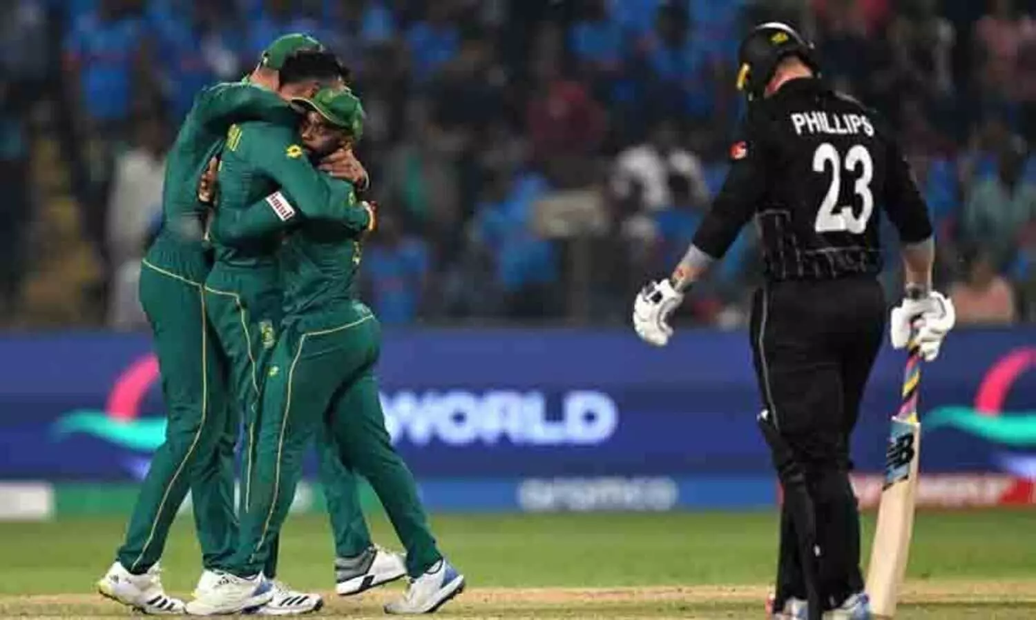 റൺമലയിൽ തെന്നി കീവീസ് വീണു; ദക്ഷിണാഫ്രിക്കക്ക് 190 റൺസിന്റെ ഗംഭീര ജയം