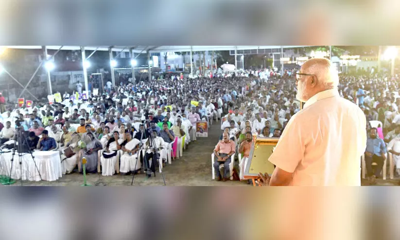 ഹമാസിനെ തീവ്രവാദികളായി കാണുന്നവർ ചരിത്രം പഠിക്കണം -എം.എ. ബേബി ഹമാസിനെ തീവ്രവാദികളായി കാണുന്നവർ ചരിത്രം പഠിക്കണം -എം.എ. ബേബി