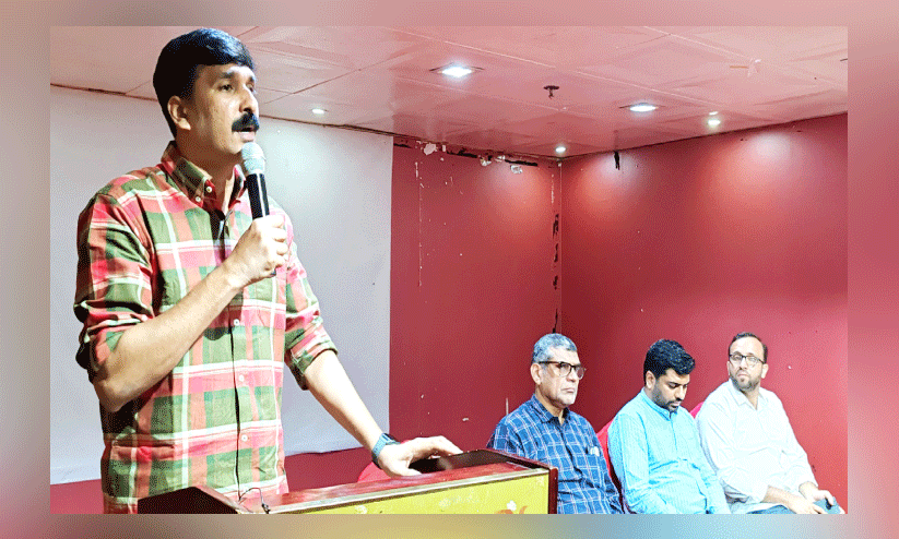 മാ​ധ്യ​മ​സ്വാ​ത​ന്ത്ര്യം ക​ടു​ത്ത ഭീ​ഷ​ണി​യി​ൽ; പ്ര​തി​സ​ന്ധി അ​തി​ജീ​വി​ക്കും -നി​ഷാ​ദ് റാ​വു​ത്ത​ര്‍