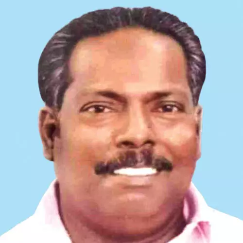 കു​ഞ്ഞ​ന്‍