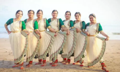 നാ​ട്യ​സ​മ​ർ​പ്പ​ണ​വു​മാ​യി ടീം ​പാ​ർ​വ​ണ