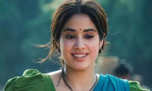 നാടന്‍ വേഷത്തില്‍ ബോളിവുഡ് താരസുന്ദരി; ദേവര വരുന്നു