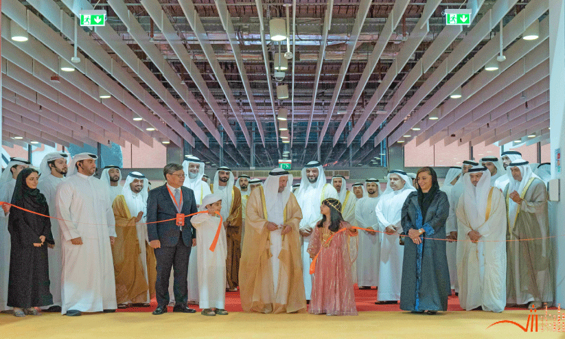 ഷാ​ർ​ജ അ​ന്താ​രാ​ഷ്ട്ര പു​സ്ത​കോ​ത്സ​വം ഉ​ദ്​​ഘാ​ട​നം ചെ​യ്യു​ന്നു