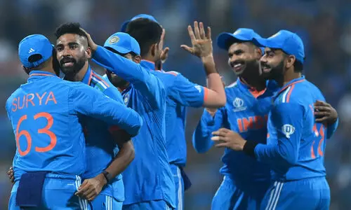 തീതുപ്പി ഇന്ത്യൻ പേസർമാർ; 14 റൺസെടുക്കുന്നതിനിടെ ശ്രീലങ്കക്ക് നഷ്ടമായത് ആറ് വിക്കറ്റ്