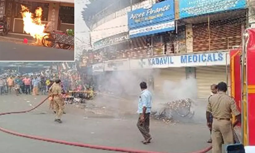 മാന്നാർ ട്രാഫിക്ക് കവലയിൽ ഗ്യാസ് സിലിണ്ടർ ചോർന്ന് ഉന്തുവണ്ടി കത്തിനശിച്ചു