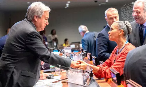 ‘ന​ര​ക​വാ​തി​ൽ തു​റ​ക്കു​ന്ന മ​നു​ഷ്യ​നും’ കാ​ർ​ബ​ൺ അ​നീ​തി​യും