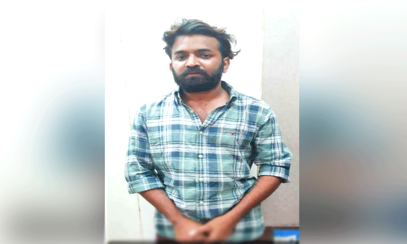 പട്ടാപ്പകൽ വീട്ടിൽ മോഷണം നടത്തിയ പ്രതി പിടിയിൽ