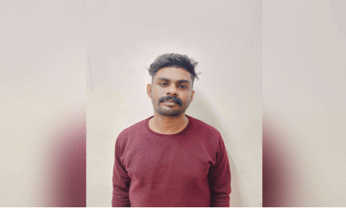 പൊലീസുദ്യോഗസ്ഥൻ ചമഞ്ഞ് ബൈക്ക് കവർന്ന യുവാവ് പിടിയിൽ