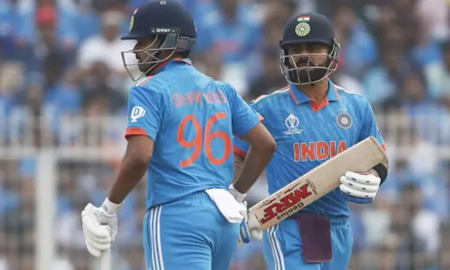 കോഹ്‍ലിക്കും ശ്രേയസിനും അർധസെഞ്ച്വറി; ഇന്ത്യ മികച്ച നിലയിൽ