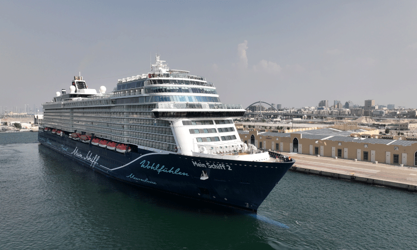 ക്രൂ​സ്​ സീ​സ​ൺ; ദു​ബൈ​യി​ൽ ആ​ദ്യ ക​പ്പ​ലെ​ത്തി