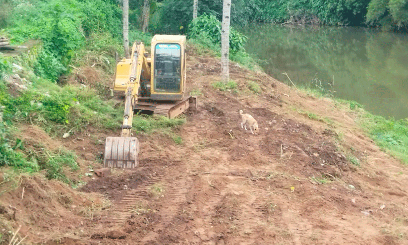 Kulathupuzha Shasta Temple Kulathupuzha Shasta Temple