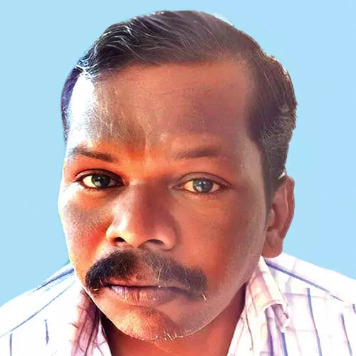 വേ​ലാ​യു​ധ​ൻ