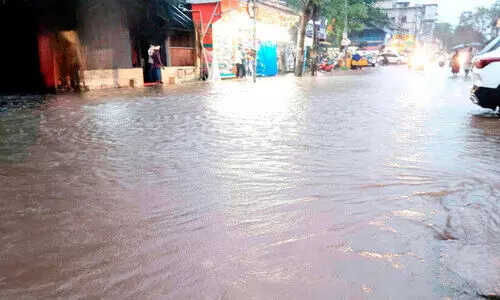 ഒറ്റ മഴക്ക്​ ആലുവ വെള്ളക്കെട്ടിൽ