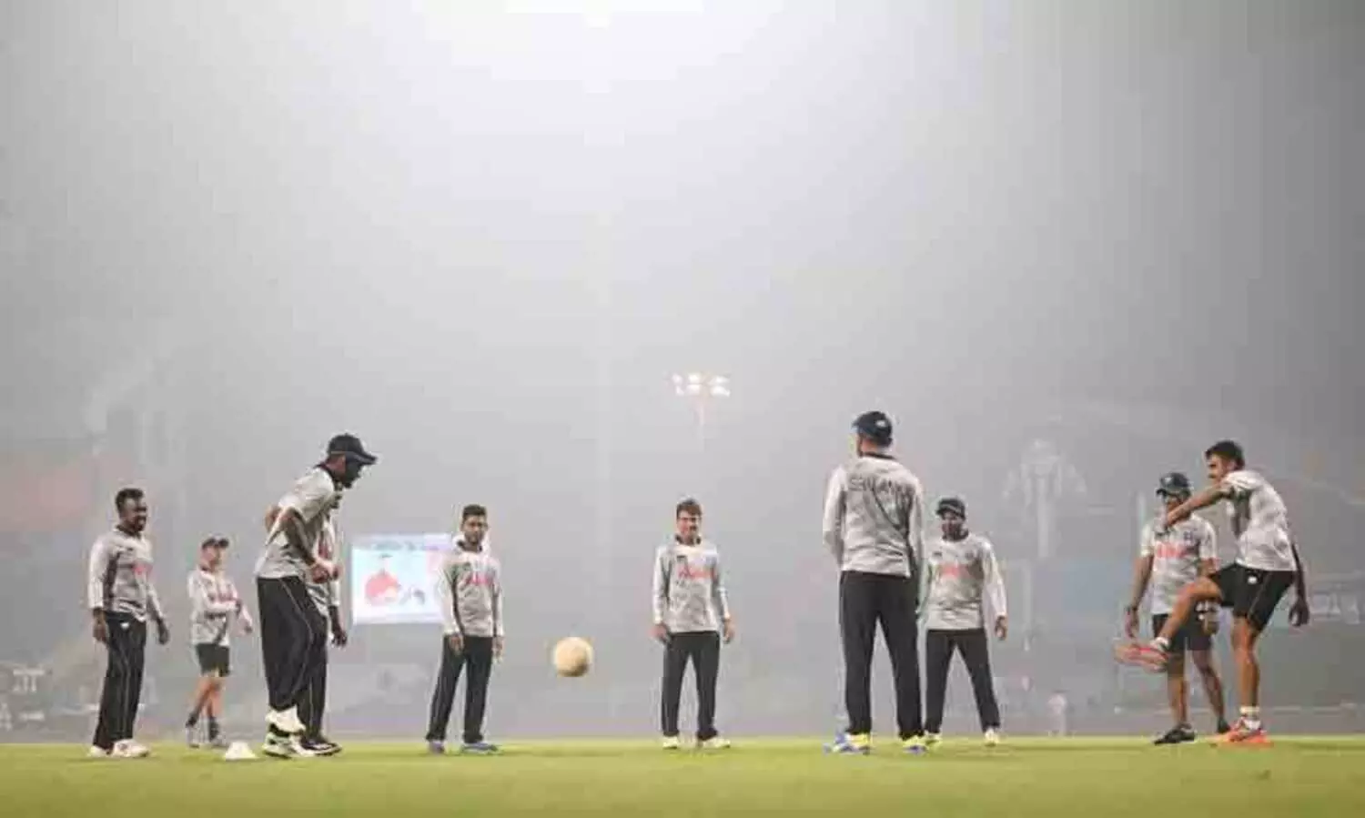 ടോസ് നേടിയ ബംഗ്ലാദേശ് ശ്രീലങ്കയെ ബാറ്റിങ്ങിനയച്ചു