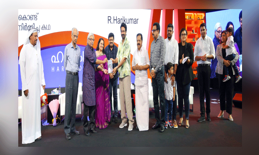 പണക്കാരെ വില്ലൻമാരാക്കുന്നത് പാതകം -കമൽ പണക്കാരെ വില്ലൻമാരാക്കുന്നത് പാതകം -കമൽ