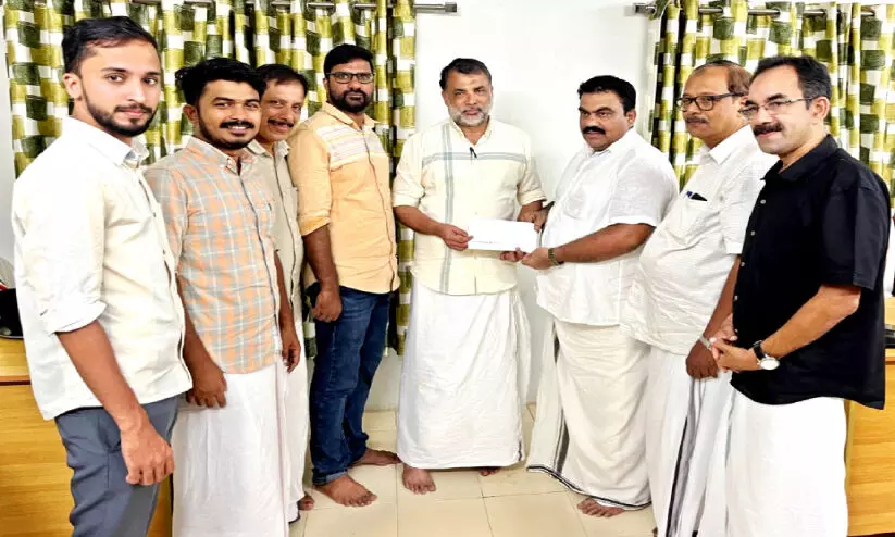 എം.​എ​സ്.​എ​ഫ് പ്ര​വ​ർ​ത്ത​ന ഫ​ണ്ട് കൈ​മാ​റി