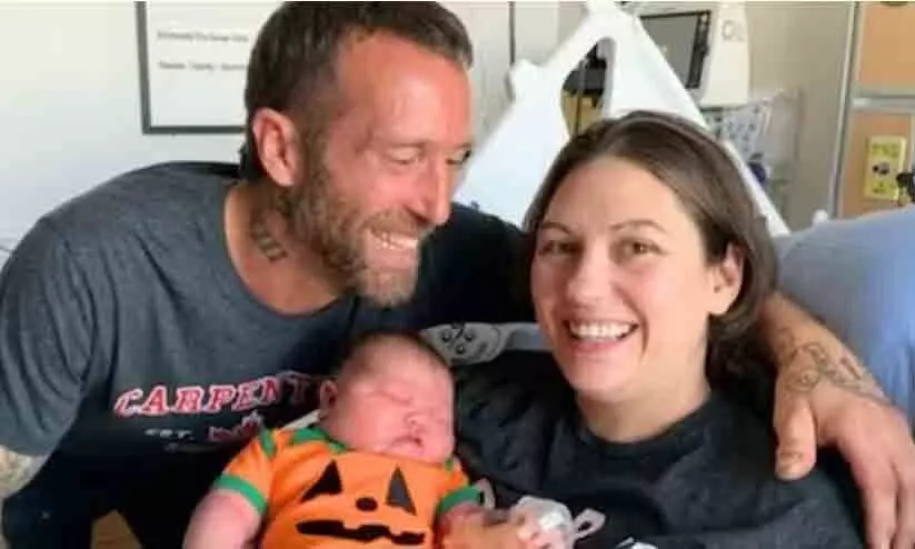 കാനഡയിൽ നവജാത ശിശുവിന്റെ ഭാരം 6.71 കിലോ കാനഡയിൽ നവജാത ശിശുവിന്റെ ഭാരം 6.71 കിലോ