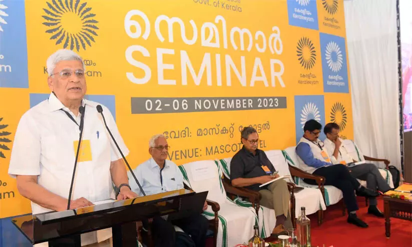 ജി.ഡി.പി മാത്രം അടിസ്ഥാനമാക്കി രാജ്യത്തിന്റെ സാമ്പത്തിക വളര്‍ച്ചയെ അളക്കാനാവില്ലെന്ന് പ്രകാശ് കാരാട്ട്