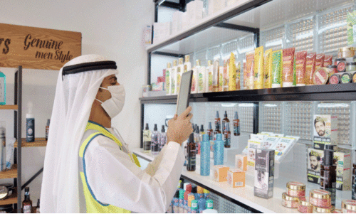 സ​ലൂ​ണു​ക​ളി​ൽ മു​നി​സി​പാ​ലി​റ്റി പ​രി​ശോ​ധ​ന