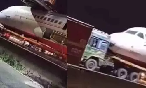 റോഡിൽ ഒരു ‘വിമാനപകടം’; വൈറലായി വിഡിയോ