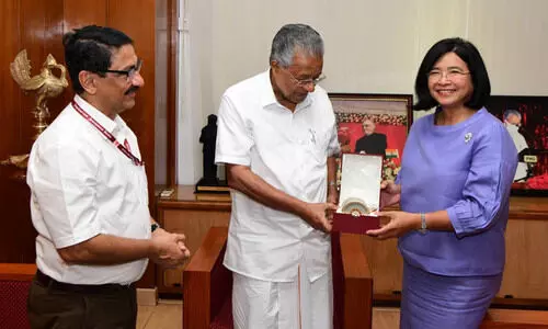 തായ്‍ലന്റ് അംബാസിഡർ പട്ടറാത്ത് ഹോങ്ടോങ് മുഖ്യമന്ത്രിയുമായി കൂടിക്കാഴ്ച നടത്തി