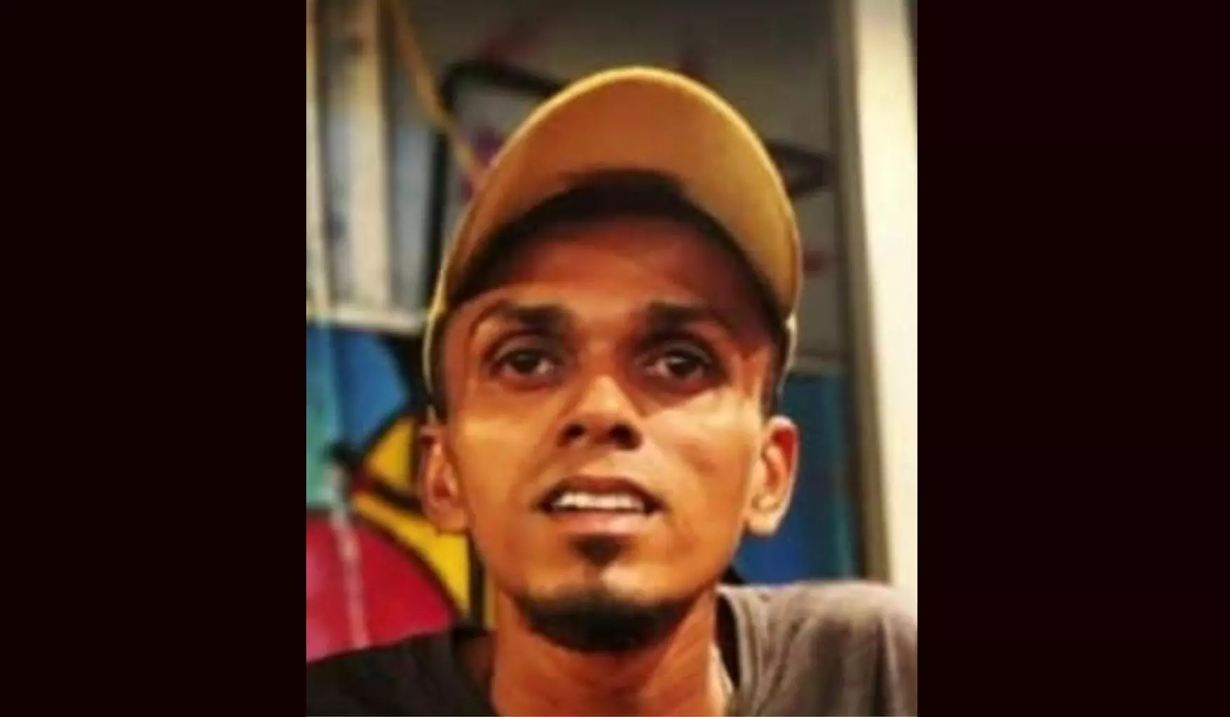 തൃശൂരിൽ ട്രെയിനിറങ്ങിയവരുടെ ബാഗ് തട്ടിപ്പറിച്ചു; തർക്കത്തിനിടെ യുവാവ് കുത്തേറ്റുമരിച്ചു തൃശൂരിൽ ട്രെയിനിറങ്ങിയവരുടെ ബാഗ് തട്ടിപ്പറിച്ചു; തർക്കത്തിനിടെ യുവാവ് കുത്തേറ്റുമരിച്ചു