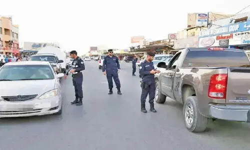 ഒ​രാ​ഴ്ച​ക്കി​ടെ 23,503 ട്രാ​ഫി​ക് നി​യ​മ​ലം​ഘ​ന​ങ്ങ​ൾ