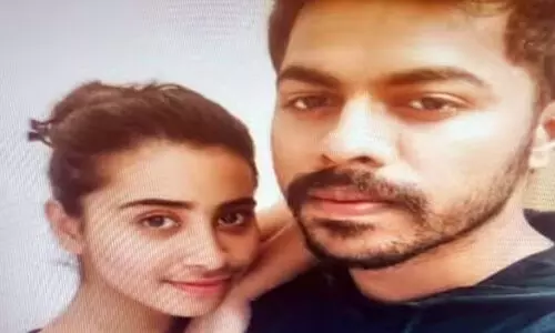 ബംഗളൂരുവിൽ മലയാളി യുവാവും യുവതിയും ഫ്ലാറ്റിൽ തീകൊളുത്തി മരിച്ചനിലയിൽ