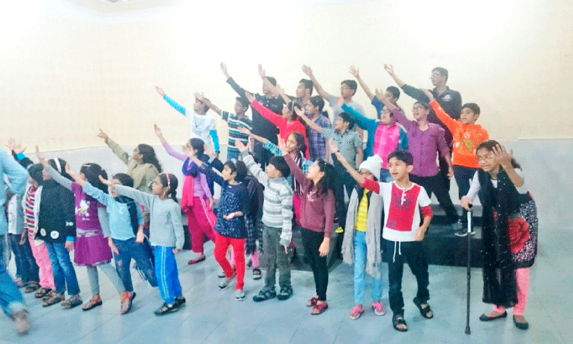 കുട്ടികൾക്കായി നാടകപരിശീലനം കുട്ടികൾക്കായി നാടകപരിശീലനം