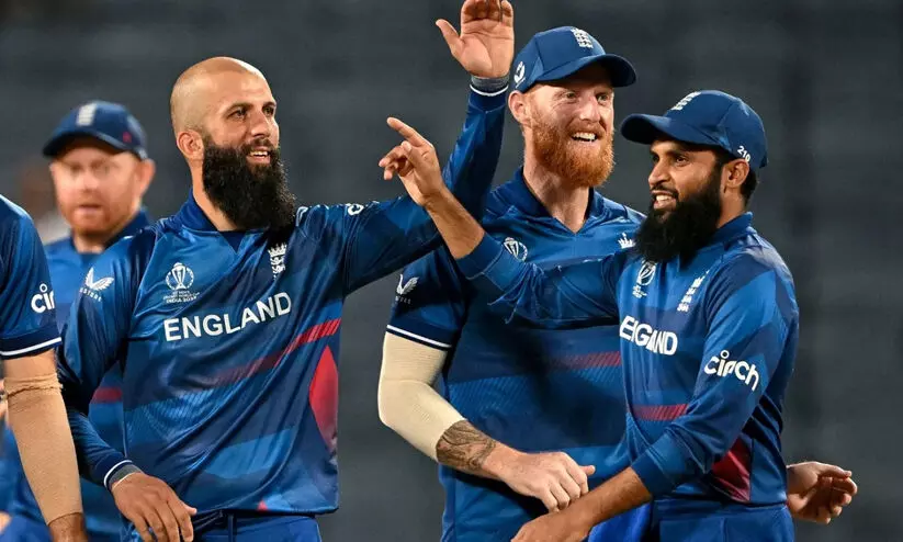 മുഈൻ അലിക്കും റാഷിദിനും മൂന്നു വിക്കറ്റ്; നെതര്ലന്ഡ്സിനെ 160 റൺസിന് തകർത്ത് ഇംഗ്ലണ്ട് മുഈൻ അലിക്കും റാഷിദിനും മൂന്നു വിക്കറ്റ്; നെതര്ലന്ഡ്സിനെ 160 റൺസിന് തകർത്ത് ഇംഗ്ലണ്ട്