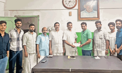 ജി​ദ്ദ നി​ല​മ്പൂ​ർ മ​ണ്ഡ​ലം കെ.​എം.​സി.​സി പ്ര​വ​ർ​ത്ത​ന ഫ​ണ്ട് കൈ​മാ​റി