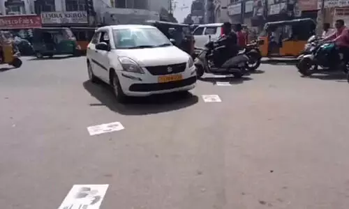 ഹൈദരാബാദിൽ ഇസ്രായേൽ വിരുദ്ധ പോസ്റ്ററുകൾ