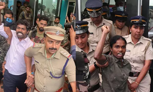 മാവോവാദികളിൽനിന്ന് പിടിച്ച തോക്ക് സൈനികര്‍ ഉപയോഗിക്കുന്നത്?