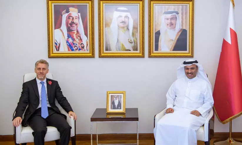 ഇ​ൻ​ഫ​ർ​മേ​ഷ​ൻ മ​ന്ത്രി ബ്രി​ട്ടീ​ഷ്​ അം​ബാ​സ​ഡ​റെ സ്വീ​ക​രി​ച്ചു