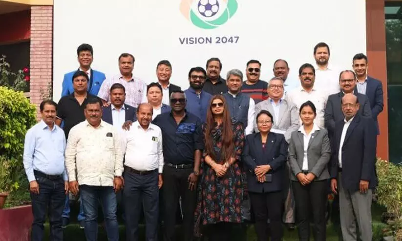 സന്തോഷ് ട്രോഫി ഇനി മുതൽ ഫിഫ സന്തോഷ് ട്രോഫി; ഫൈനൽ കാണാൻ ഫിഫ പ്രസിഡന്റ് എത്തും