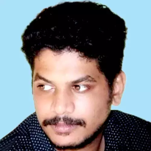 ദു​ബൈ​യി​ൽനി​ര്യാ​ത​നാ​യി