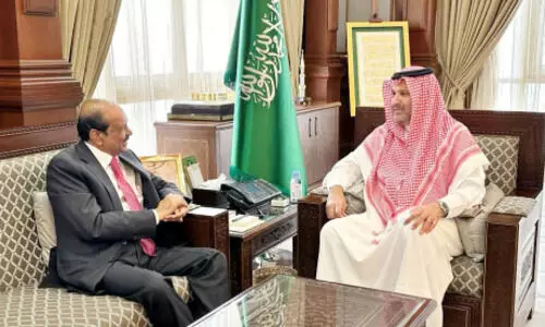 മദീന ഗവർണറുമായി എം.എ. യൂസുഫലി കൂടിക്കാഴ്ച നടത്തി