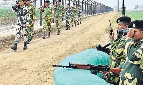 ജമ്മുകശ്മീരിൽ  പാക് റേഞ്ചേഴ്സ് നടത്തിയ വെടിവെപ്പിൽ ബി.എസ്.എഫ് ജവാന് വീരമൃത്യൂ