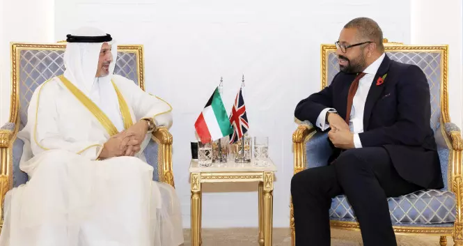 ജെയിംസ് ക്ലെവർലിയുമായി വിദേശകാര്യമന്ത്രി ചർച്ച നടത്തി ജെയിംസ് ക്ലെവർലിയുമായി വിദേശകാര്യമന്ത്രി ചർച്ച നടത്തി