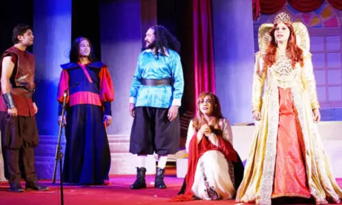 പുത്തൻ കാഴ്ചകൾ പകർന്ന്​ ​ ‘ഇതിഹാസം’ അരങ്ങേറി