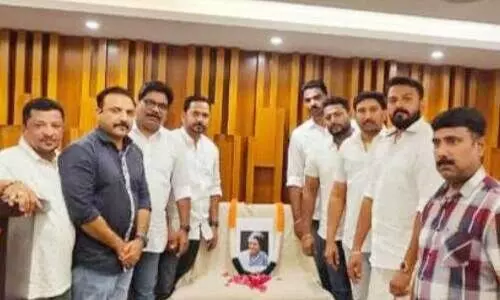 റാ​ക് വൈ.​എം.​സി​യു​ടെ നേ​തൃ​ത്വ​ത്തി​ല്‍ ന​ട​ന്ന ഇ​ന്ദി​ര ഗാ​ന്ധി  അ​നു​സ്മ​ര​ണ ച​ട​ങ്ങി​ല്‍ നി​ന്ന്