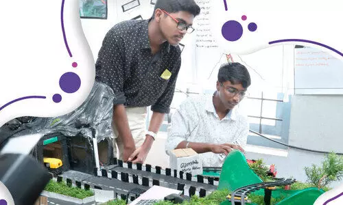 ഇ​ടി​വെ​ട്ട്​ ക​ണ്ടു​പി​ടി​ത്തങ്ങൾ,  ഇ​ടു​ക്കി​യി​ൽ ട്രെ​യി​നും