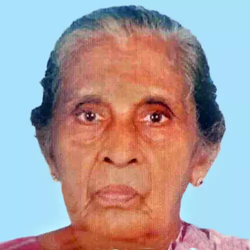 ശോ​ശാ​മ്മ കു​ര്യ​ൻ