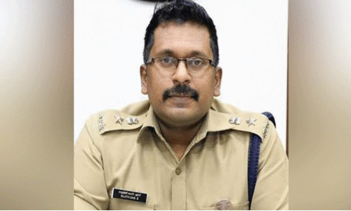 സു​ജി​ത്ത് ദാ​സി​നെ സ്ഥ​ലം മാ​റ്റി, ജി​ല്ലക്ക് പു​തി​യ പൊ​ലീ​സ് മേ​ധാ​വി